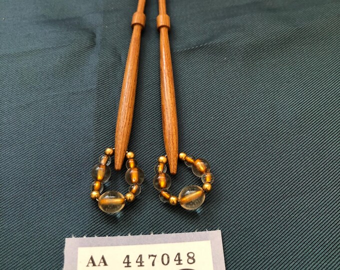 Lacemaking bobbins