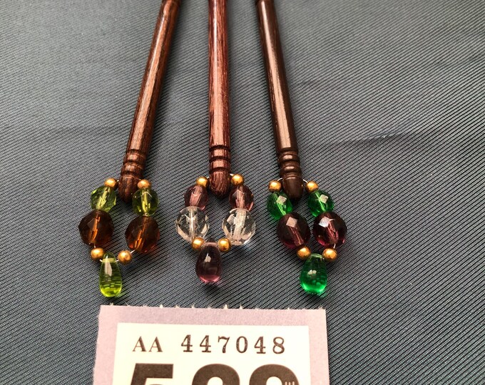 Lacemaking bobbins