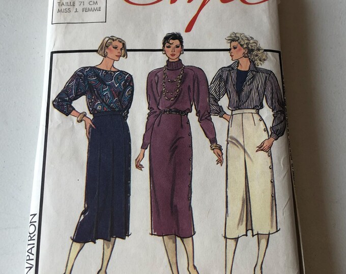 Ladies skirts paper Sewing Pattern, Factory Folded, Style 4782