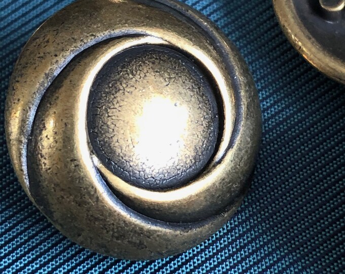 Buttons, Vintage brass coloured buttons