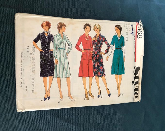 ladies,  vintage dress paper Sewing Pattern, Factory Folded, Style 1868