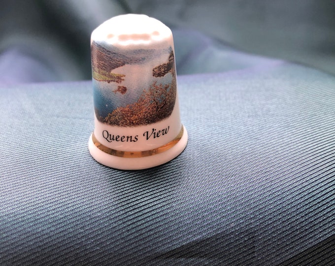 Vintage Thimble - Queen's View - Thimble Collectors Club
