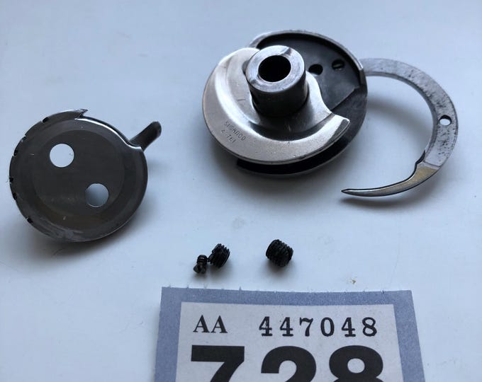 Singer sewing machine 221 222 Original hook assembly for bobbin case,  Featherweight