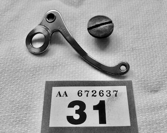 Singer sewing machine thread take up lever and bolt for 28K