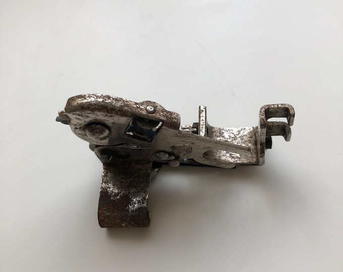 Singer sewing machine,  Early Ruffler for 27K and 28K Puzzlebox