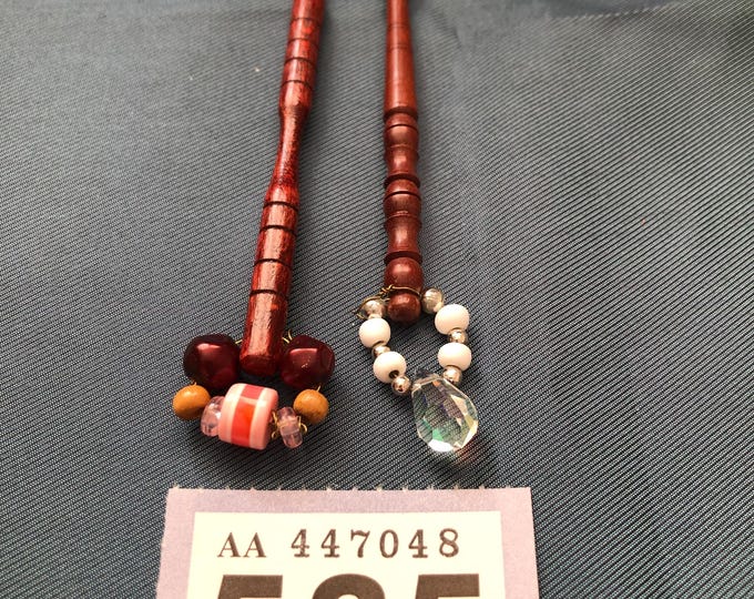 Lacemaking bobbins