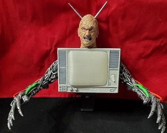 Freddy Krueger Vision: 3D Printed Hand-Painted Fan Art