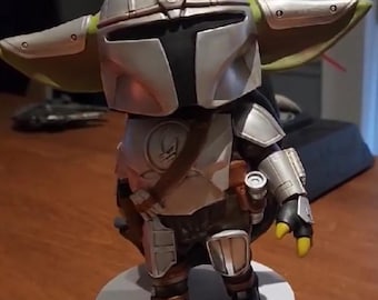 Mandalorion /Grogu Figurine, Collectible