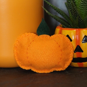 Pumpkin Catnip Cat Toy, Autumn and Fall Toy for Cats, Halloween, Gothic Vegan Gift for Cat Lover