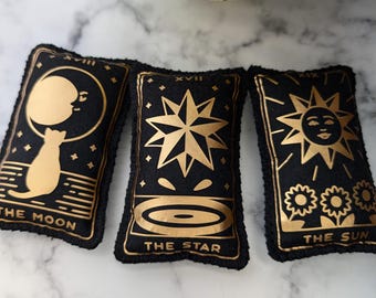 Tarot Card Catnip Cat Toys, Handmade Gift for Kittens and Pets, Black and Gold, The Sun, The Moon, The Star, Magical Present