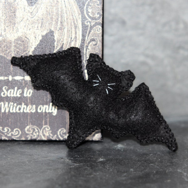 Catnip Bat Cat Face Handmade Halloween Cat Toys, Gifts for Cat Lovers, Small Spooky Presents, Gothic, Goth, New Pet Present - Vegan