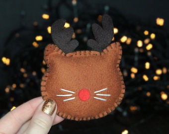 Christmas Reindeer Cat Face Catnip Toy, Xmas Gift For Cat Lover, Vegan Kitten Toy Present for Pets