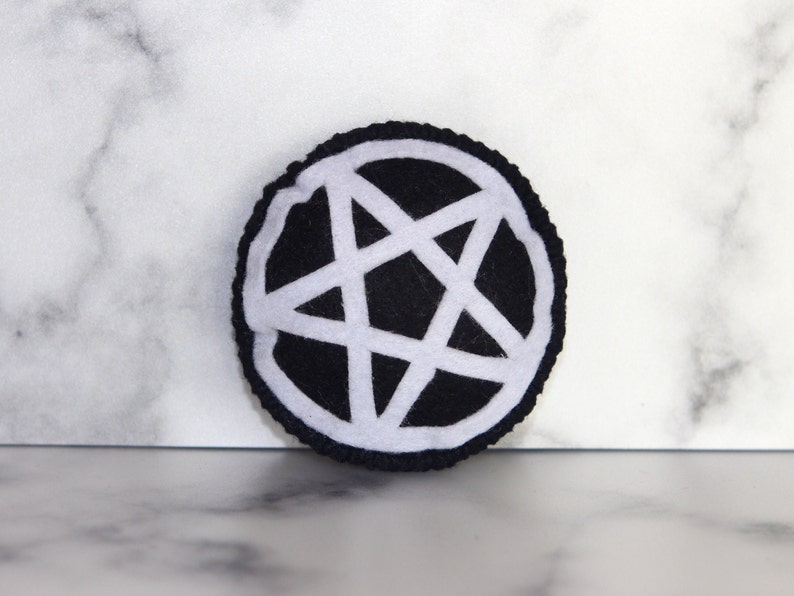 Pentacle Pentagram Catnip Cat Toy, Gothic Pagan Witchcraft Occult Goth Pet Toy, Black, Red and White Cat Toy, Vegan Felt image 6