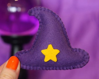 Magical Witches Hat Catnip Cat Toy, Purple Witch Hat Cat Toy, Magic Wizard Vegan Felt Gift for Cat Lover