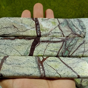 Set di eleganti maniglie per cassetti, armadi, cassettiere, maniglie e maniglie in pietra o marmo marrone Bidasar