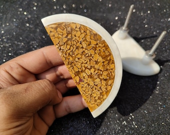 Kastgreep in terrazzo-stijl: witmarmer epoxyhars, handgemaakt in India