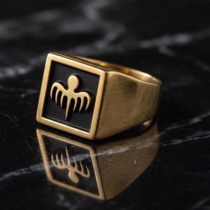 Hemlig agent inspirerad signetring i mässing med spionsymbol och uttalande smycken