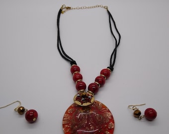 Glass Ruby Red Pendant Necklace with Pair of Earrings