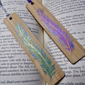 Wooden Metallic Colour Shifting Feather Bookmark