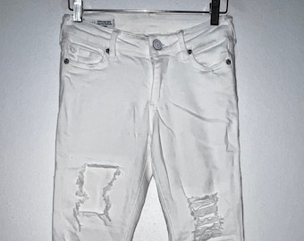 True Religion distressed mid rise super skinny women’s size 24