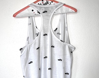 Nike racerback all over shoe print tank women’s size XL