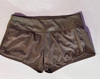 Nike dr-fit shorts brown women’s size medium