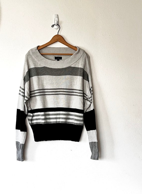 Lucky Brand sweater size medium