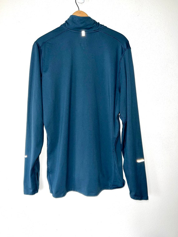 Nike running pullover size large - image 3