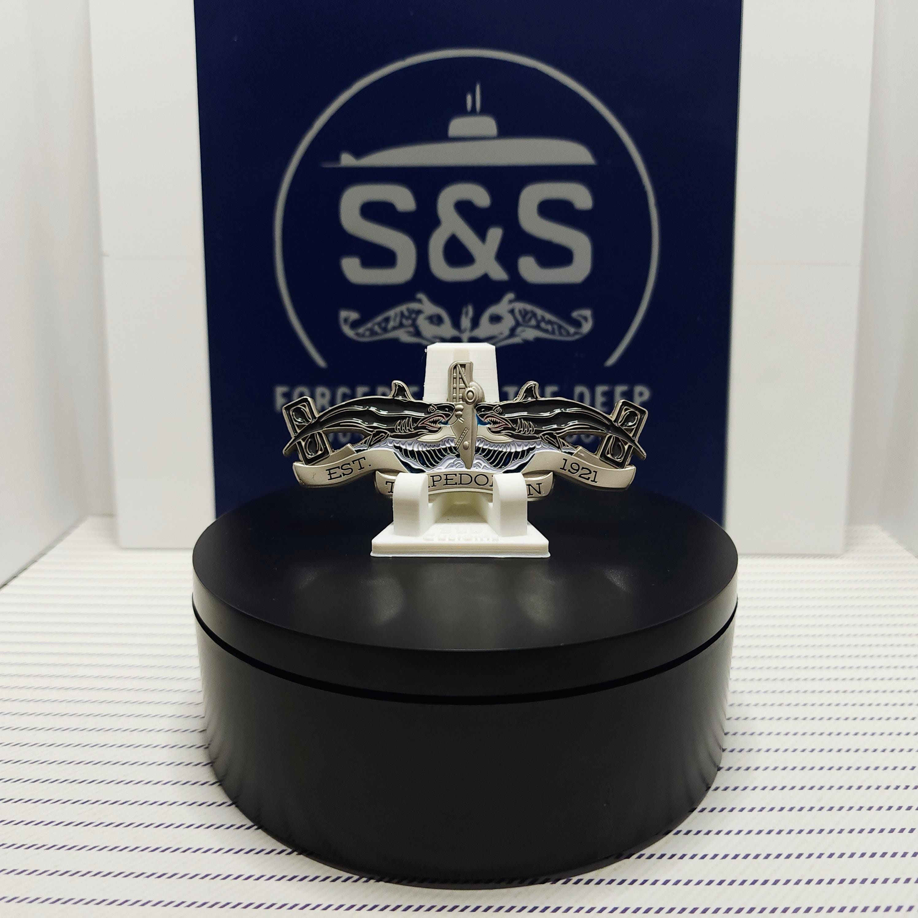 Navy challenge coin - Etsy 日本