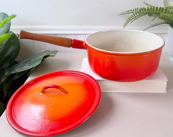 Vintage 1960s Descoware Enamelled Cast Iron Lidded Pot With Wooden