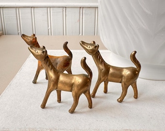 Vintage 1970s Brass Dog or Miniature Horse or Fox Trio, MCM Mid Century Solid Brass Figures, Midcentury Hound Dog Set of 3, Mini Brass Decor