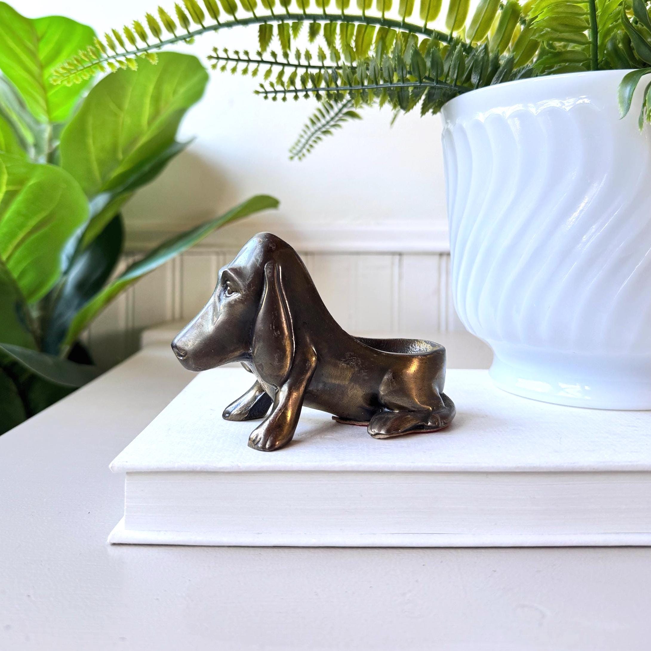 Vintage 1930s Solid Brass Basset Hound Pipe Holder, Art Deco
