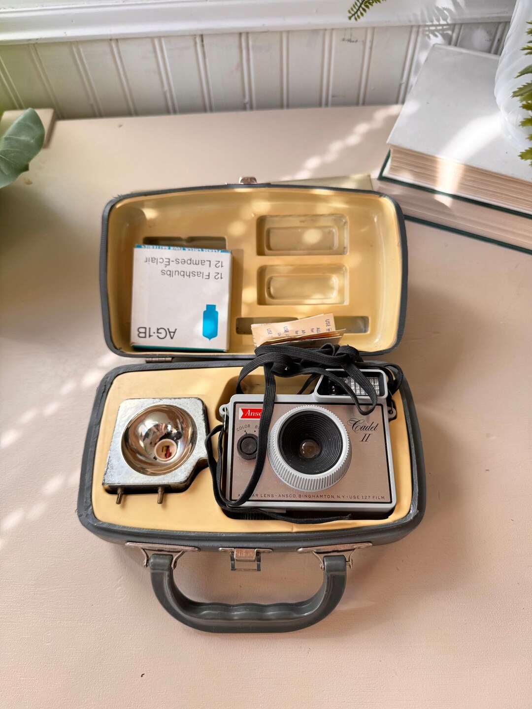 Vintage 1960s Ansco 127 Ready Flash Film Camera With Flash & Case ...