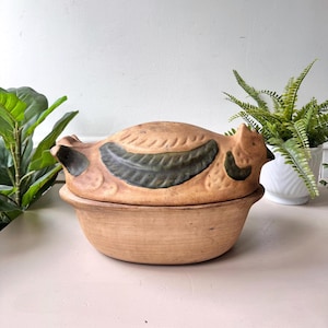 Vintage 1980s Clay Chicken Roaster, Rustic Terracotta Dutch Oven Style Covered Dish, Farmhouse Kitchen Decor, BC Ceramics Canada READ