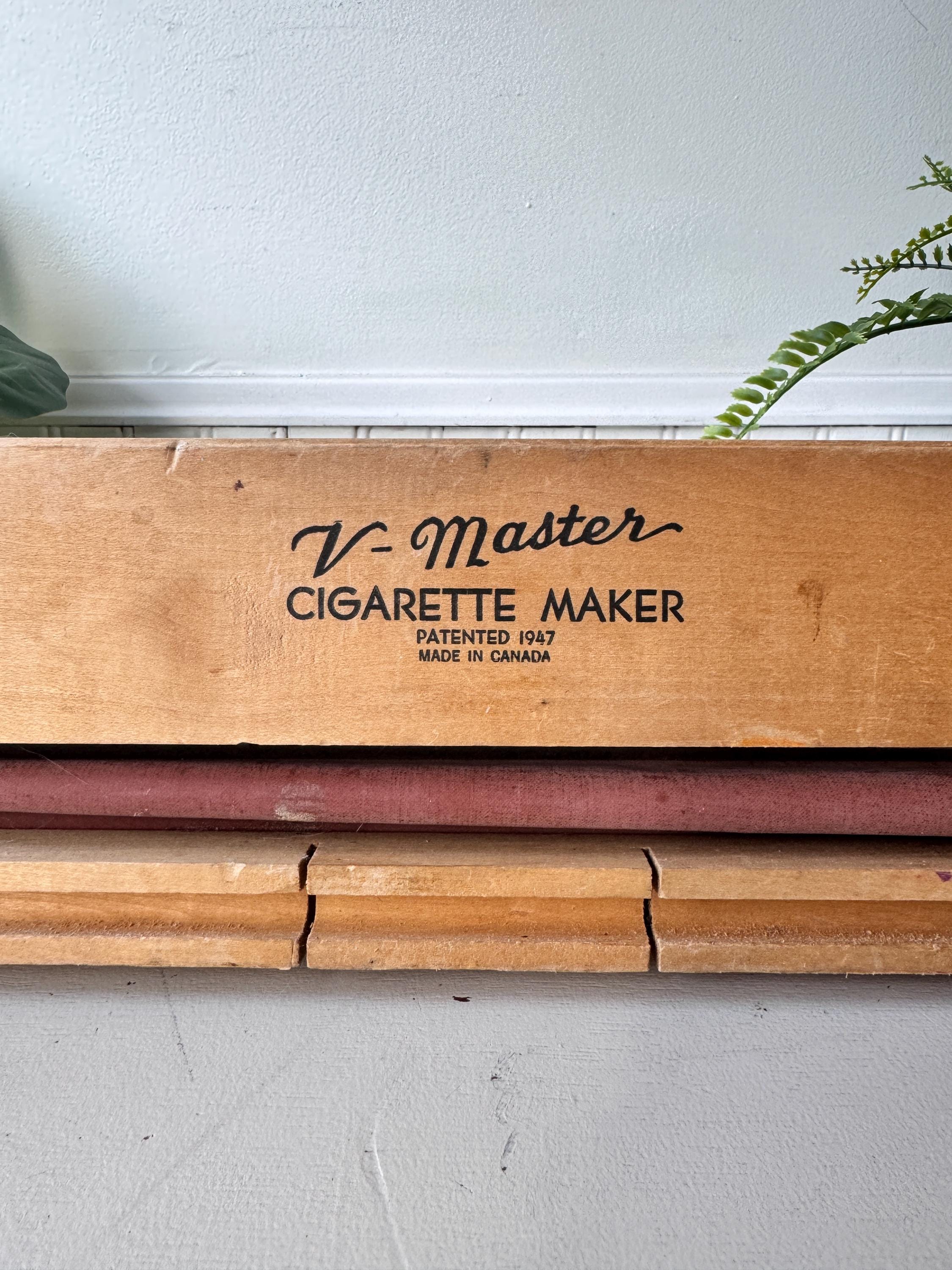 Vintage 1940s V Master Cigarette Maker Industrial Wood Rolling Machine, MCM  Mid Century Tobacco Tool
