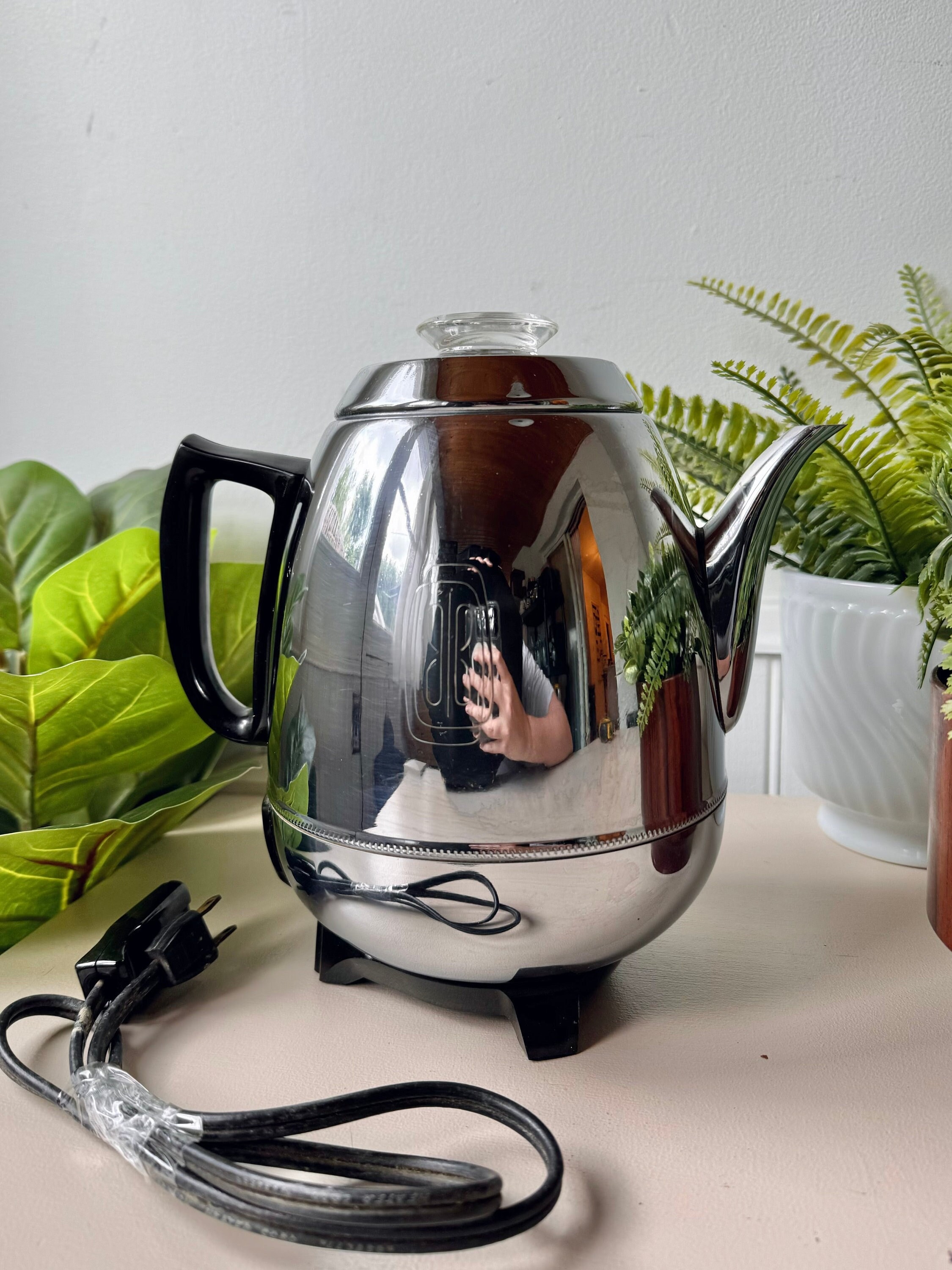 Vintage 1950s General Electric GE Pot Belly Coffee Percolator