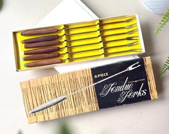 Juego de 6 tenedores de madera para fondue, brochetas vintage de madera y acero inoxidable estilo moderno de mediados de siglo (MCM) de los años 60, con caja original.