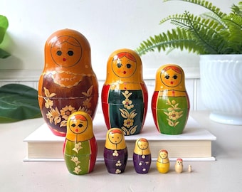 Russian Nesting Dolls Set of 9, Vintage 1970s MCM MId Century Hand Painted Matryoshka Wooden Folk Art, USSR