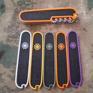 Grippy Textured 3D Printed Szwajcarski scyzoryk 91 mm z okładkami - wyjątkowy prezent - dla Victorinox