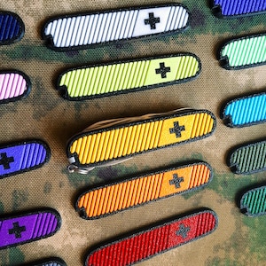 NOWY Grippy Textured 3D Printed szwajcarski nóż oficerski 91 mm z okładkami - wyjątkowy prezent - dla Victorinox