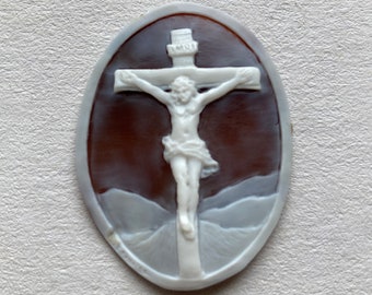 Stunning handmade shell cameo "crucifix" free shipping