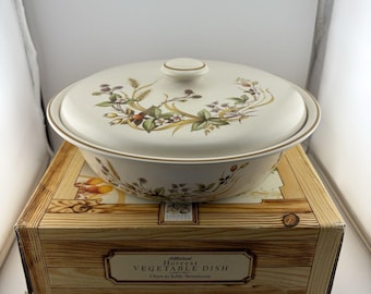 ヴィンテージ セントマイケル M&S ハーベストテーブルウェア 蓋付き野菜皿 2パイント 箱入り 状態良好