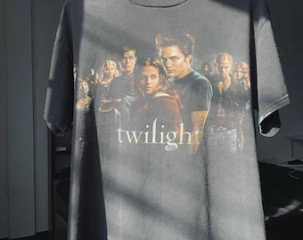 Chemise Twilight vintage rétro, T-shirt hommage aux fans de Twilight, cadeau pour amateur de livres Twilight Saga bande dessinée rétro, loups vampires