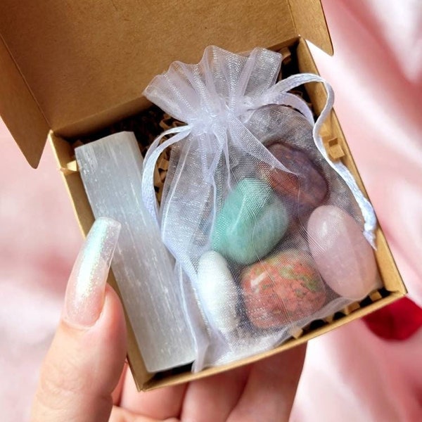 Fertility Crystals Gift Box, Crystal Gifts for Her, Protection Crystal Set, Crystal Tumbled Stone Set, Energy Cleansing, Fertility Stones