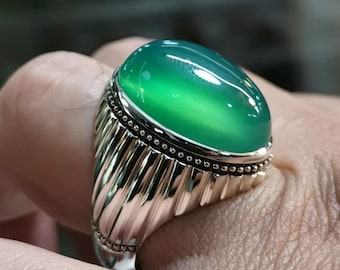 Natural Yemeni Green Aqeeq Ring 925 Sterling Silver Oval Shape Green Agate Akik Ring Handmade Sabz Aqeeq Ring For Men Anniversary Gift