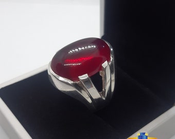 Tiefroter Rubin Stein Ring Oval Form Rubin Yaqoot Ring 925 Sterling Silber Männer Rubin Handgemachter Ring Rubin Minimalist Männer Verlobungsring für Ihn