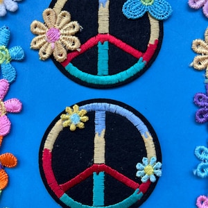 Peace Sign Patch, Customizable, Choose Cat, Flowers, Alien & More, Sew-on or Iron-on, Rainbow Peace Sign, Hippie Patch, 1960s theme patches