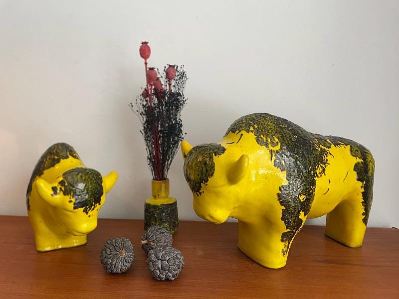 Fat lava bull - Etsy 日本