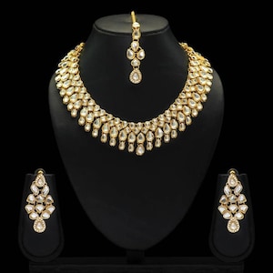 Indian Wedding Jewelry Set | Kundan Necklace Set | Necklace, Earring and Tikka Set | Statement Jewelry | Bridesmaid Gift Jewelry Set Bridal
