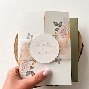 Gelbe Rosen Gatefold Hochzeitseinladung, Minimalistischer Auftrag des Tages, Details, Geschenke, Antwort auf Fall, Garten Empfang, Boho Modern Rustikal, PD12